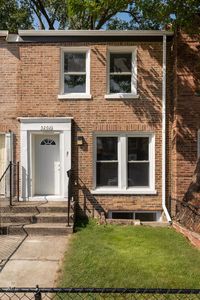 5202 S Calumet Ave, Chicago, IL, 60615