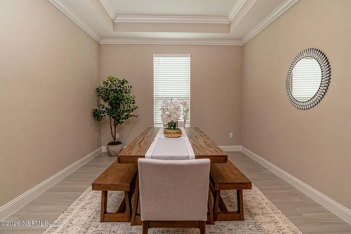 4 bed, 3.0 bath, 2647 sqft, $3,500 — Photo 3