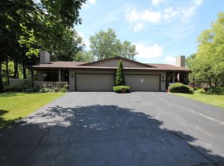 3726 Wyoming Way, Racine, WI 53404