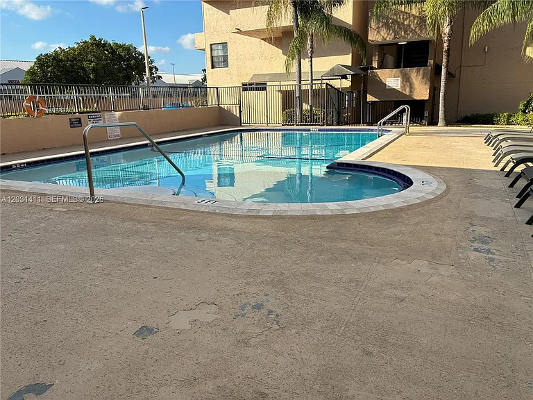 10801 SW 109th Ct #D203 — Photo 29
