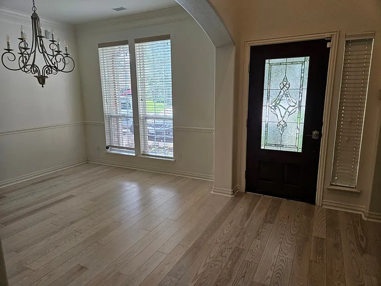 58 N Scribewood Cir — Photo 2