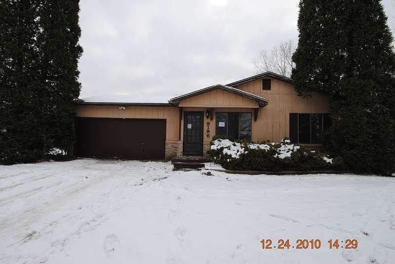 1st image of 9196 Ascot Dr