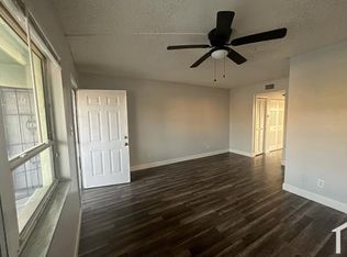 8850 Blind Pass Rd #7, Saint Petersburg, FL 33706