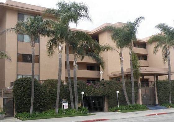 1st image of 721 Esplanade Unit 401