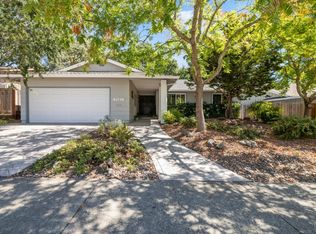 7521 Oak Leaf Dr, Santa Rosa, CA 95409