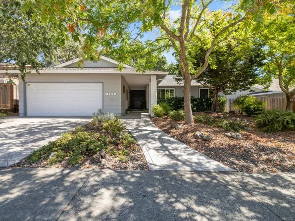 7521 Oak Leaf Drive, Santa Rosa, CA 95409