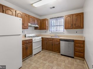 2043 Spring Garden St #2F, Philadelphia, PA 19130