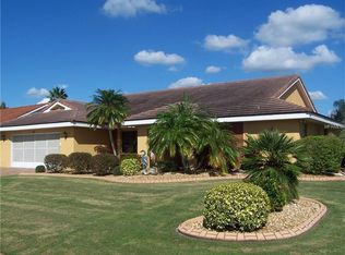 1919 Wolf Laurel Dr, Sun City Center, FL 33573