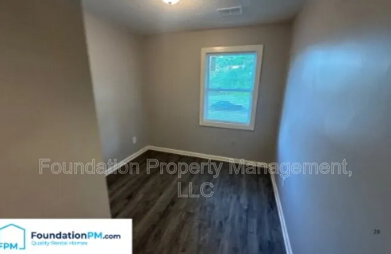 2601 Dakar Ave — Photo 11