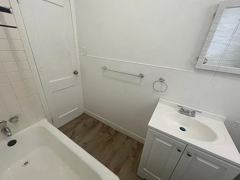1230 W Allegheny Ave #2R — Photo 9