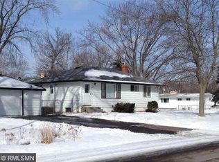 2055 Chambers St, Saint Paul, MN 55109