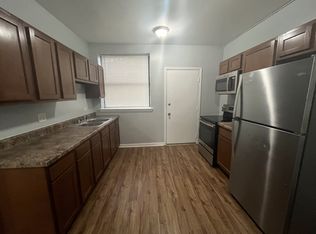 9 N Keeler Ave #305, Chicago, IL 60624