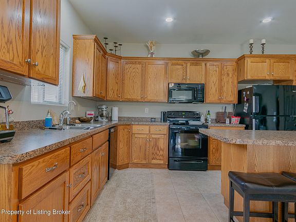 5th image of 2499 Prairie Oak Dr
