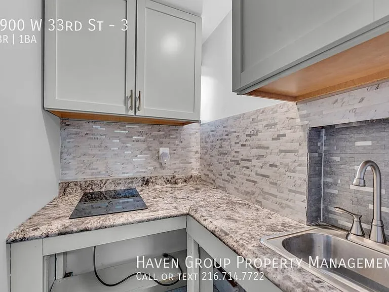 3900 W 33rd St #3 — Photo 5