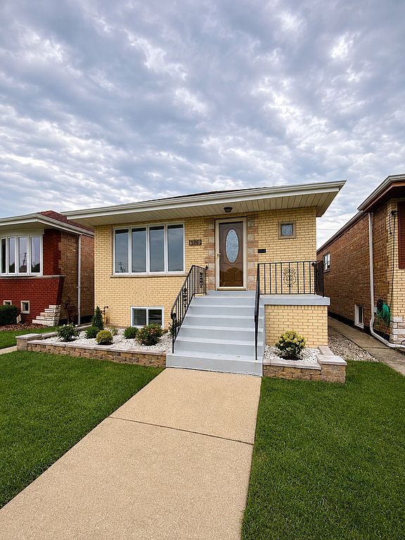 6129 W 63rd Pl - Property Image