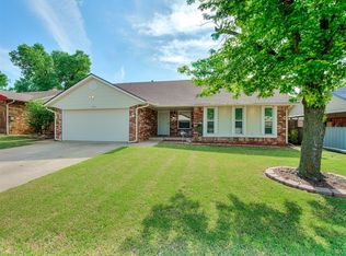9812 S Hillcrest Dr, Oklahoma City, OK 73159
