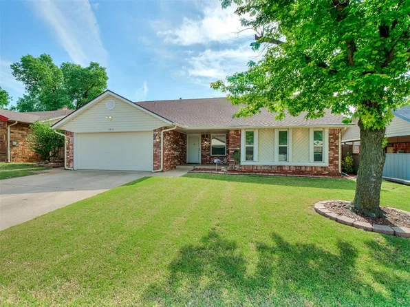 9812 S Hillcrest Dr, Oklahoma City, OK 73159
