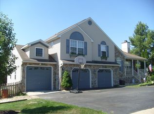 33 Brook Hollow Ave, Felton, PA 17322