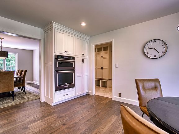 3rd image of 1555 Saint Charles St