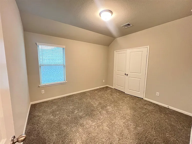 27103 Blue Pool Dr — Photo 28