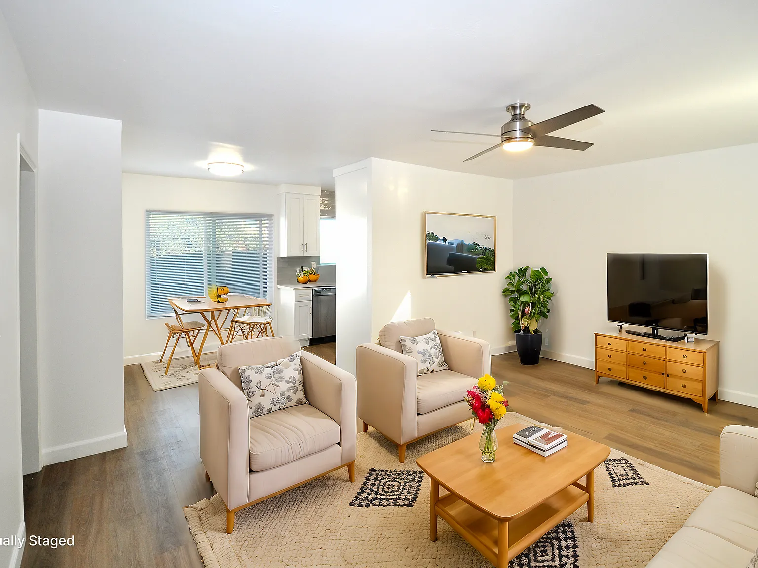2 bed, 787 sqft, $2,695 — Photo 3