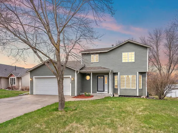 8906 Sequoia Rd, Woodbury, MN 55125