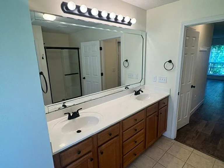 712 Denise Dr — Photo 27