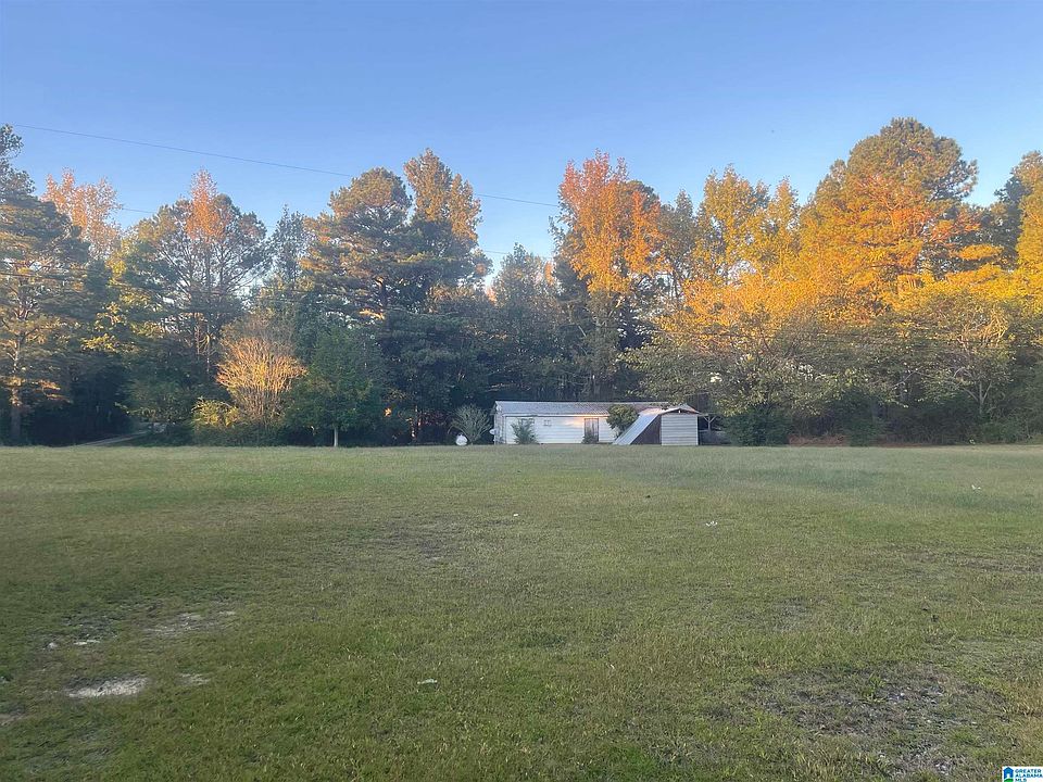 2nd image of 1860 Russell Dairy Rd #1-2