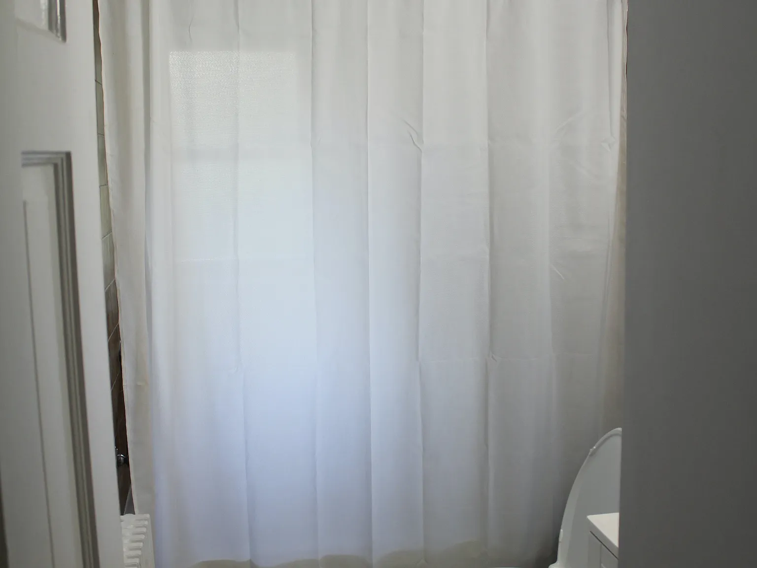 3 bed, 1410 sqft, $5,400 — Photo 4
