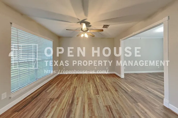 4 bed, 2.5 bath, 2136 sqft, $2,100 — Photo 3