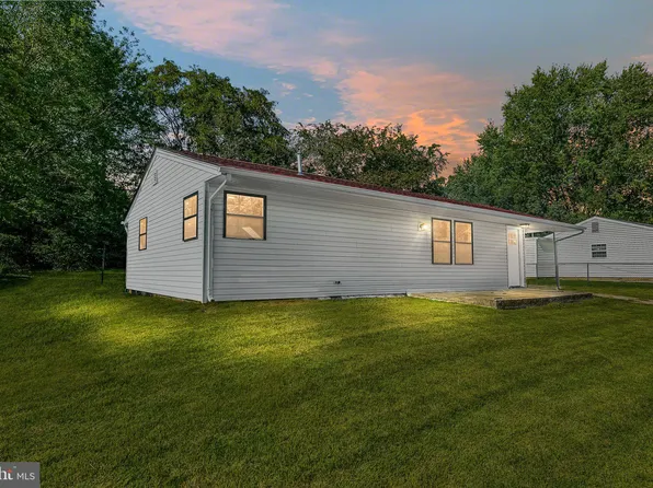 227 President Dr, Dover, DE 19901