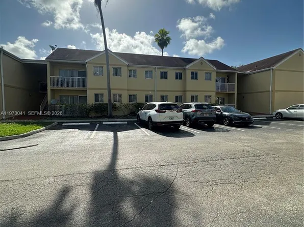 13810 SW 112th St APT 110, Miami, FL 33186