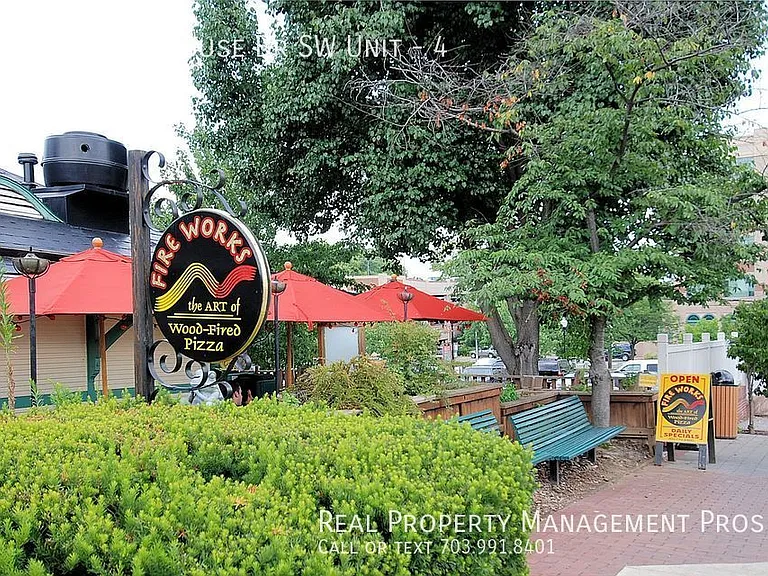 125O Clubhouse Dr SW #4 — Photo 36