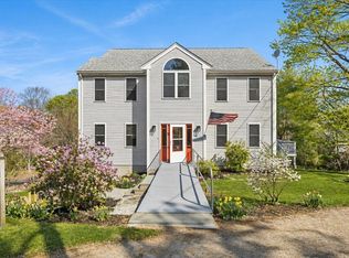 10 Manomet Beach Blvd, Plymouth, MA 02360