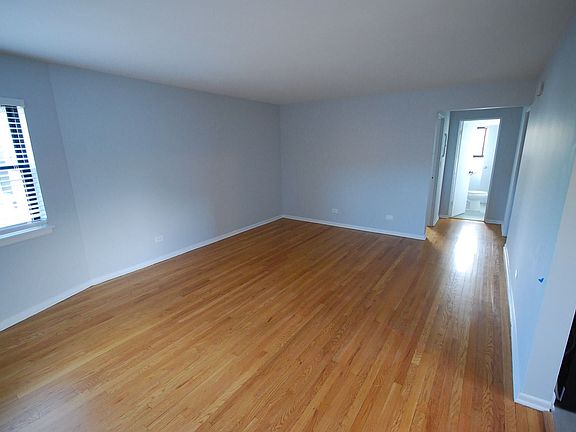 3rd image of 10214 S Walden Pkwy APT B3