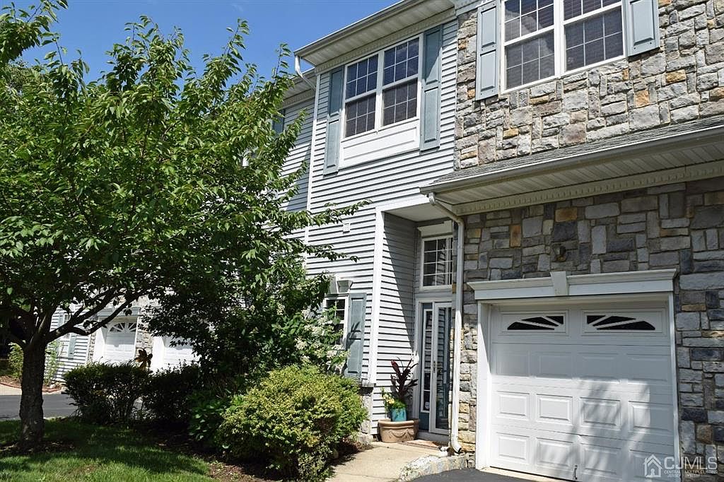 16 Bridgepointe Dr, Laurence Harbor, NJ 08879 Zillow