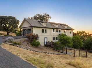 6055 Hyland Way, Penngrove, CA 94951