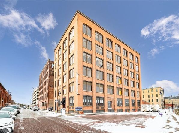 64 Commercial St #301