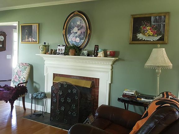 5th image of 575 Belleview Ave