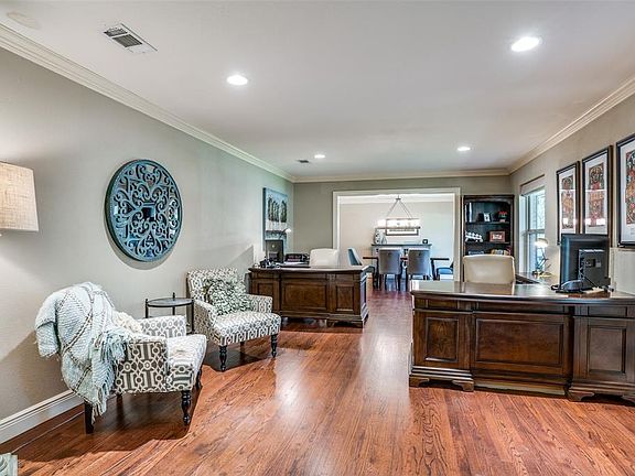 4th image of 5208 Preston Haven Dr