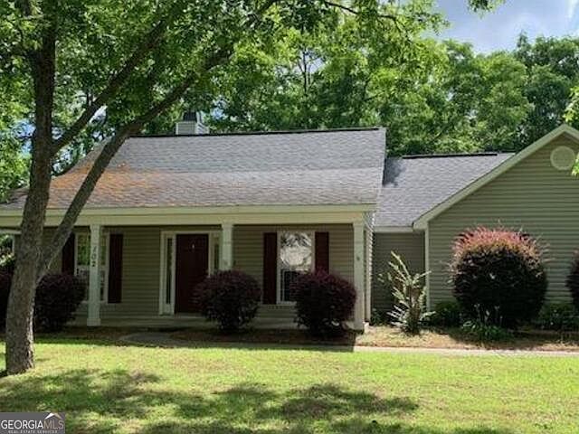 1st image of 102 Grove Ln