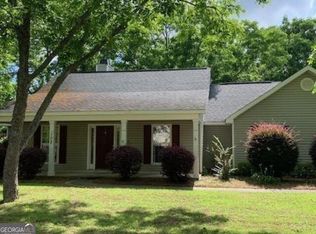102 Grove Ln, Kathleen, GA 31047