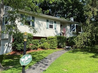 11 Sherwood Heights, Wappingers Falls, NY 12590