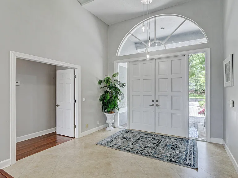 139 Brookhaven Ct — Photo 95