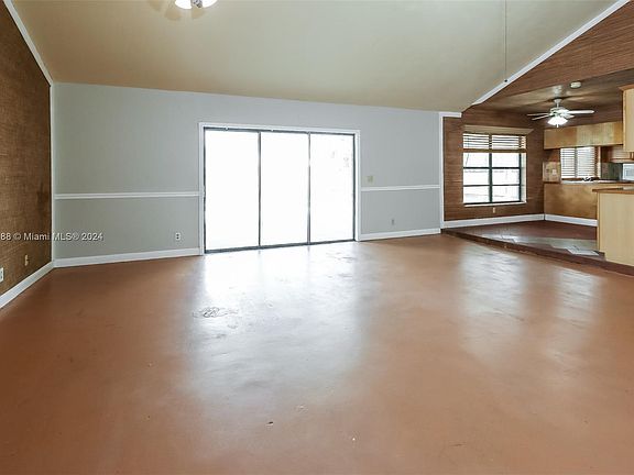 5th image of 11647 Anhinga Dr