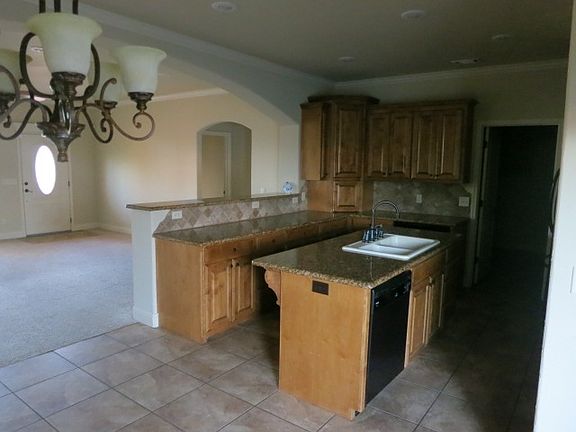 4th image of 9304 Shylana Ave
