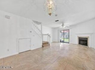 8300 PLAZA GATE Lane #1062, Jacksonville, FL 32217