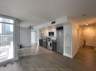 8 Telegram Mews #1209, Toronto, ON M5V 3Z5