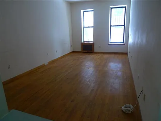 Rented by Guidance Realty Corp. | media 4