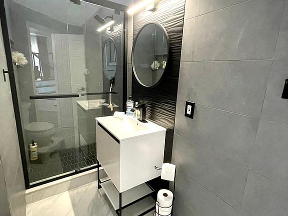 Guest Bathroom Downstairs